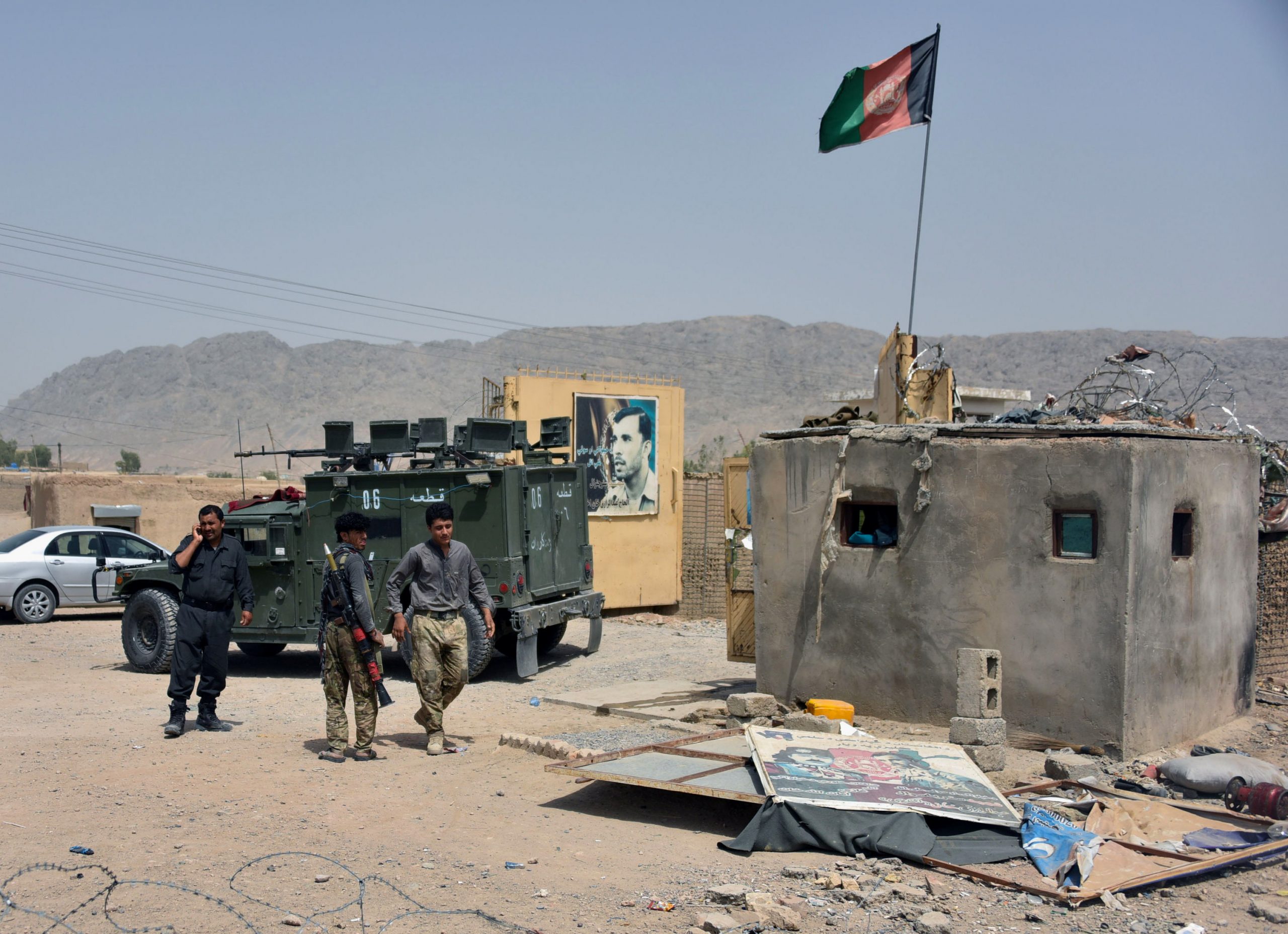 तालिबान ने अफगानिस्तान की दो और प्रांतीय राजधानियों पर किया कब्ज़ा