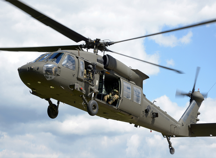 सैन्य संपत्ति छोड़ गई अमेरिकी सेना, अब तालिबान उड़ाएगा ‘ब्लैक हॉक’ हेलीकॉप्टर
