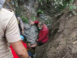 हिमाचल प्रदेश: किन्नौर भूस्खलन हादसे में दूसरे दिन भी बचाव कार्य जारी, अबतक कुल 13 शव बरामद