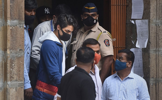 क्रूज ड्रग्स पार्टी मामला: आर्यन खान समेत मुनमुन धमेचा, अरबाज मर्चेंट को मिली जमानत, शुक्रवार को हो सकती है जेल से रिहाई