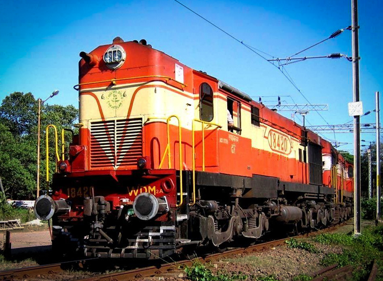मुंबई-गोरखपुर के बीच त्योहार स्पेशल ट्रेन, सोमवार से बुकिंग