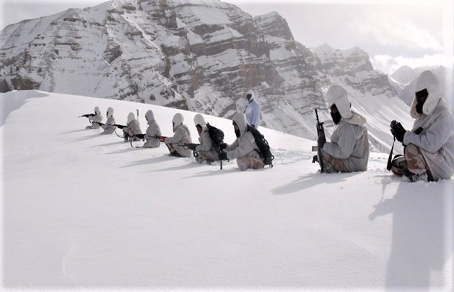पूर्वी लद्दाख की बर्फीली पहाड़ियों पर चीन के लिए फिर मौसम बना ‘असली दुश्मन’