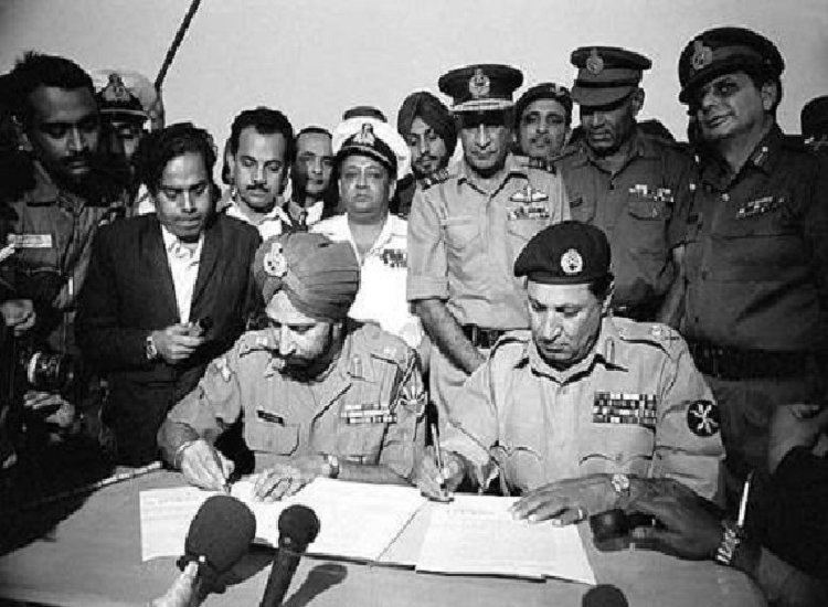 आज भारत से हार के बाद पाकिस्तान से आजाद होकर पूर्वी पाकिस्तान बना था बांग्लादेश