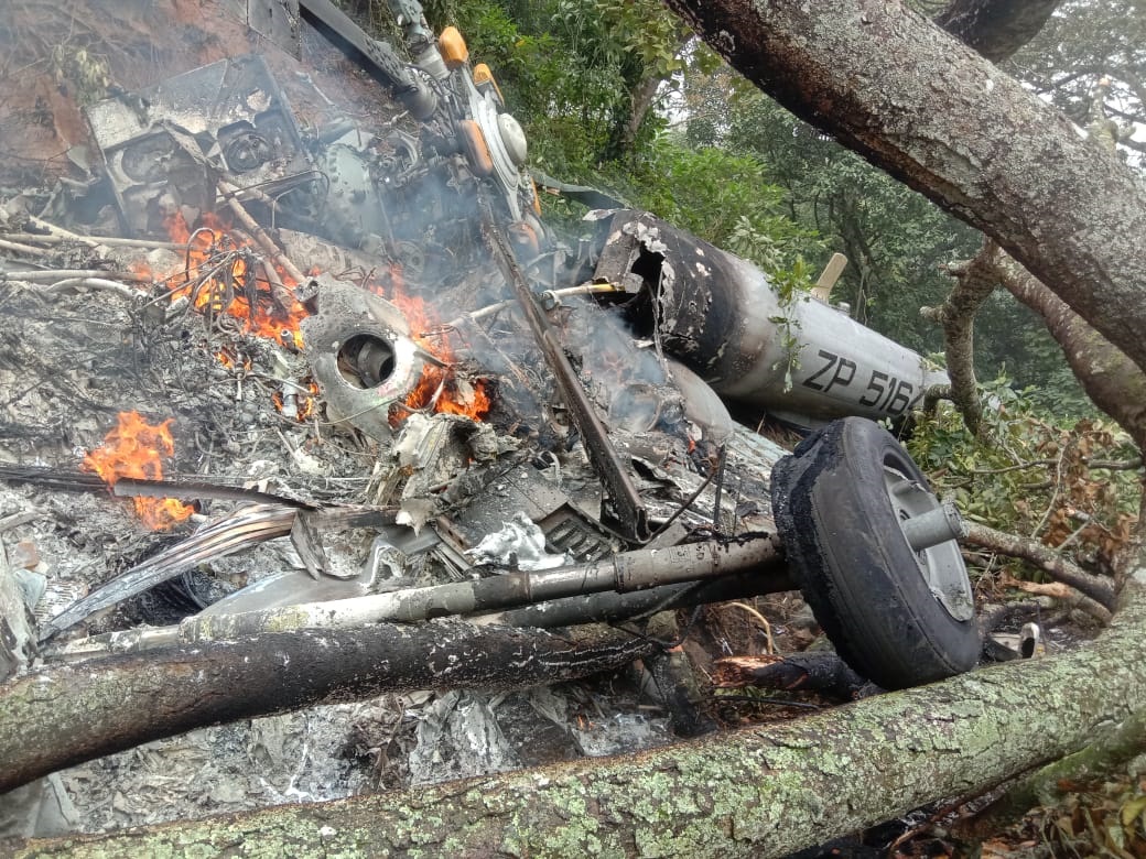 Investigation Report : घने बादलों से बचाने की कोशिश में चट्टान से टकराया था CDS बिपिन रावत का हेलिकॉप्टर