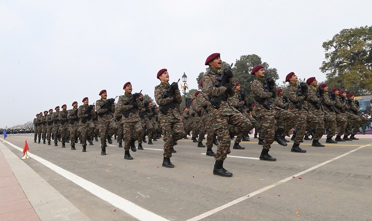 Army Day: आज है 75वां सेना दिवस,रक्षा मंत्री राजनाथ सिंह, सेना अध्यक्ष मनोड पांडे आर्मी डे परेड में मौजूद