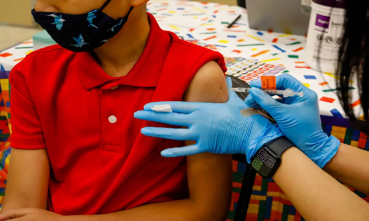 साल 2007 में पैदा हुए सभी बच्चों को लगाया जाए कोरोना रोधी टीका- स्वास्थ्य मंत्रालय