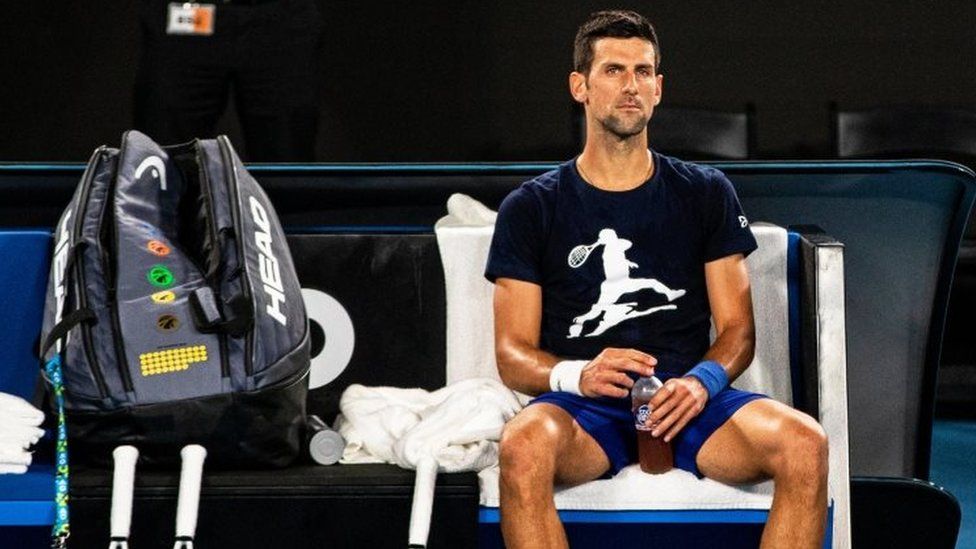 Novak Djokovic Detained : निर्वासन से पहले ऑस्ट्रेलिया में हिरासत में लिए गए टेनिस स्टार जोकोविच