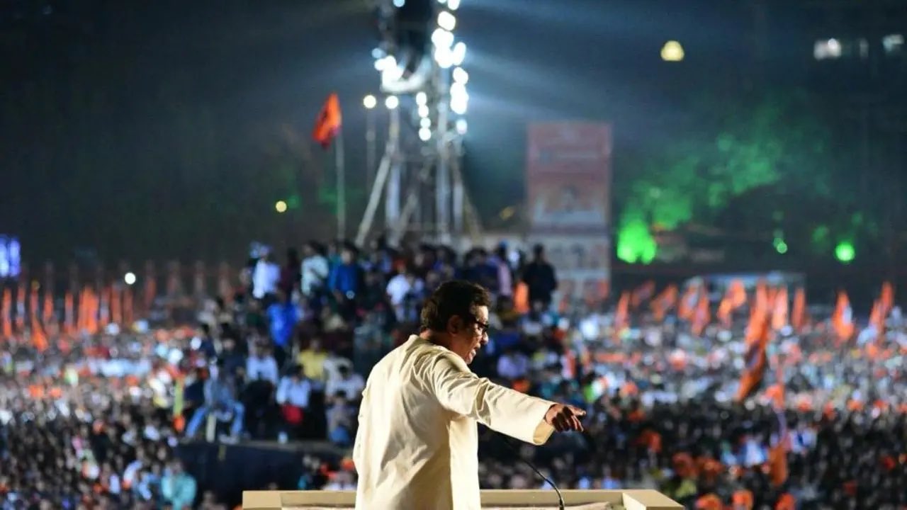 Maharashtra : राज ठाकरे को BJP का समर्थन, महाविकास आघाड़ी सरकार के नेता विरोध में लामबंद