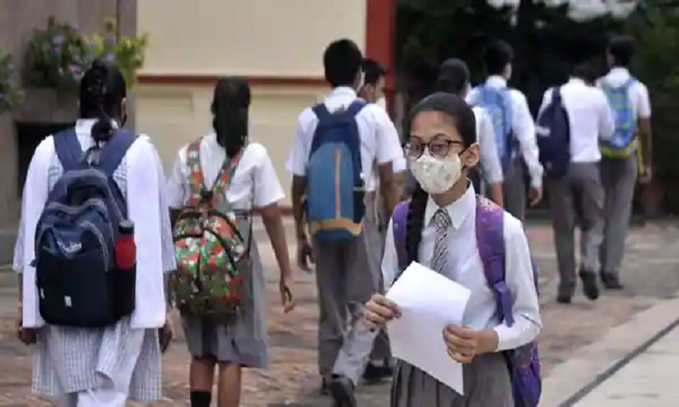 हरियाणा सरकार ने पलटा फैसला, निजी स्कूलों में पढ़ेंगे गरीब बच्चे