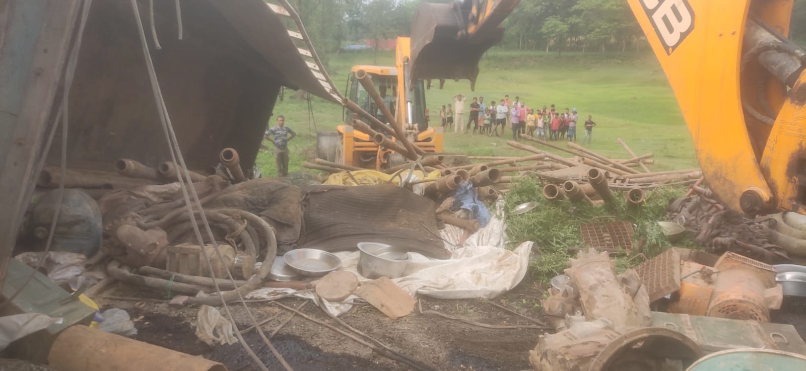 Bihar : बिहार के पूर्णिया में ट्रक पलटा, 8 मजदूरों की मौत, 5 घायल