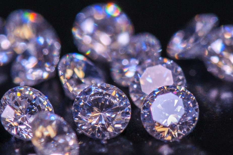 Chhattisgarh : रायगढ़ में हीरे के नए भंडार के होने के संकेत, छत्तीसगढ़ में करीब 13 लाख कैरेट हीरे की उम्मीद