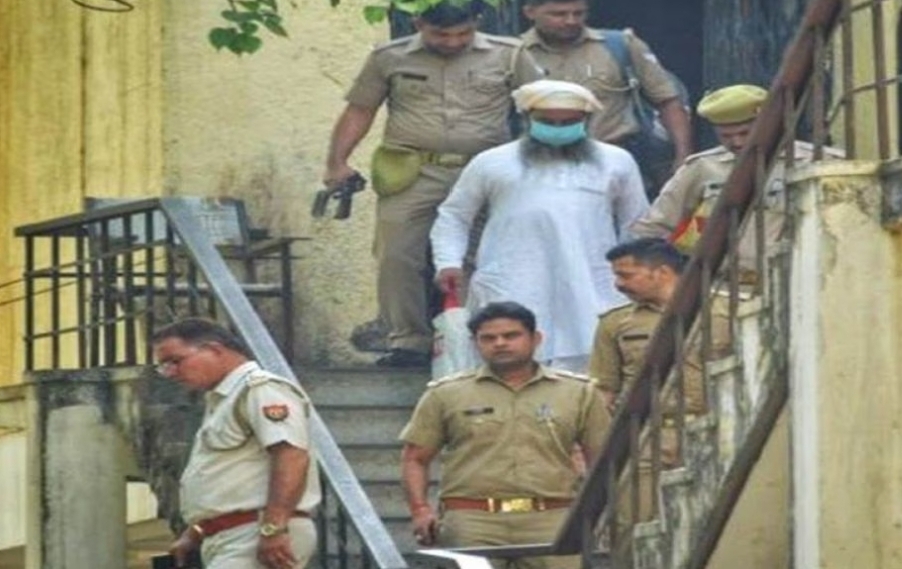 Varanasi Serial Blast : दोषी वलीउल्लाह को फांसी की सजा, 16 साल पहले ब्लास्ट में हुई थी 18 लोगों की मौत