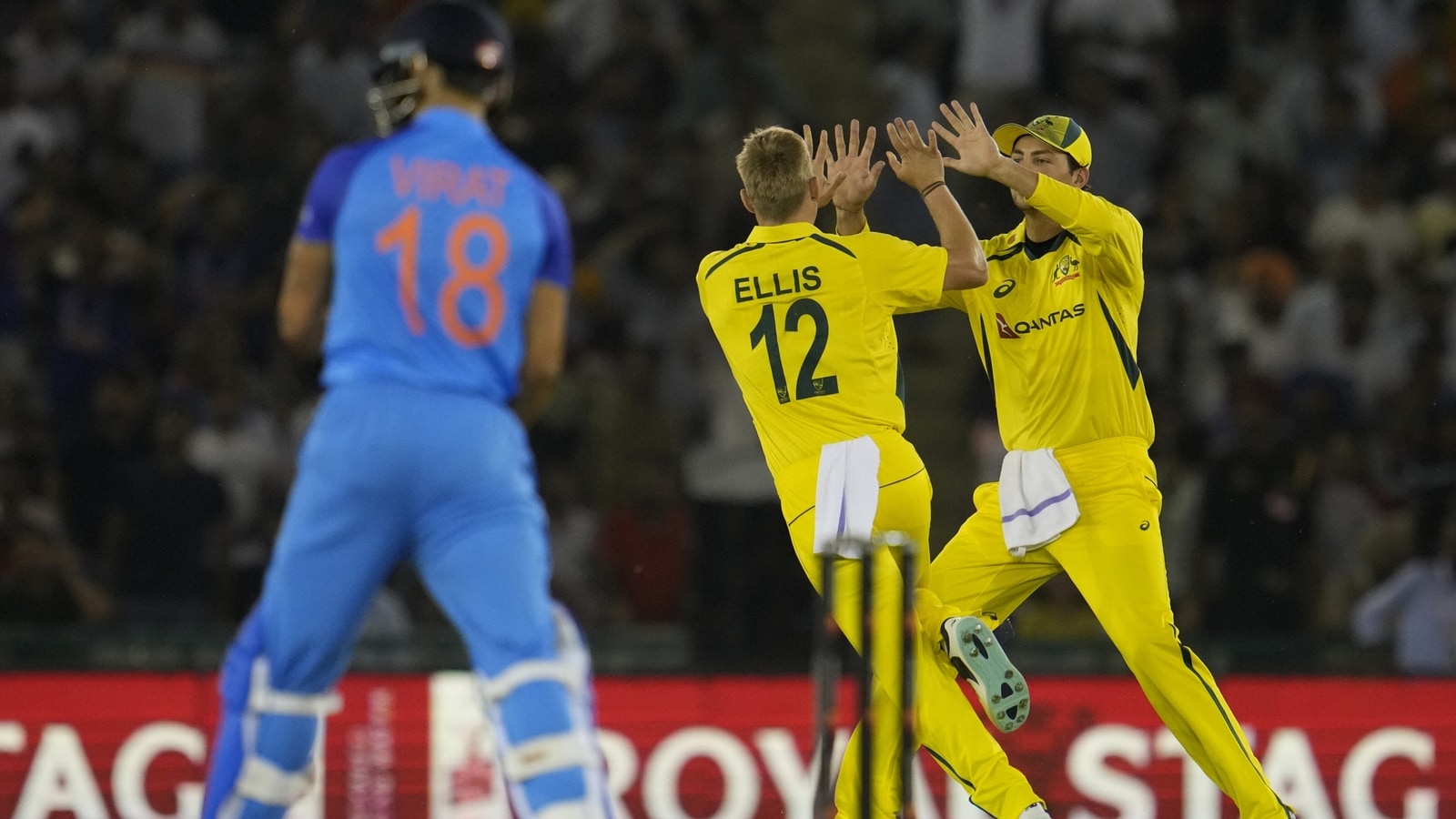 India vs Australia, 3rd T20I: भारत ने धमाकेदार खेलकर 9 साल बाद जीती सीरीज, ऑस्ट्रेलिया को मैच में 6 विकेट से हराया