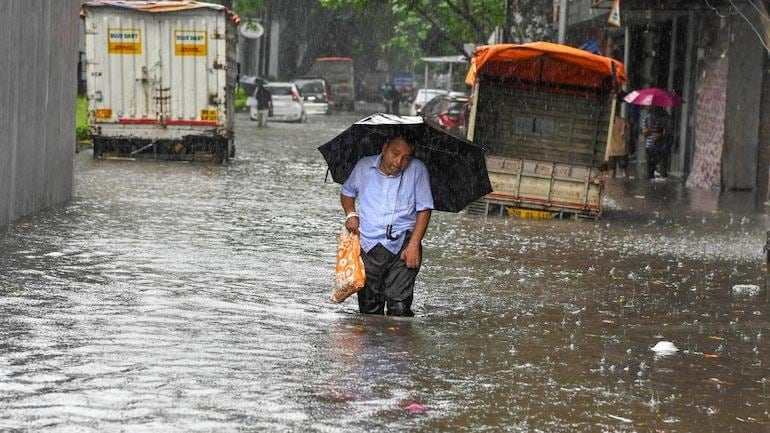 ओडिशा, महाराष्ट्र, उत्तराखंड समेत देश के आठ राज्यों में शुक्रवार तक भारी बारिश का अलर्ट