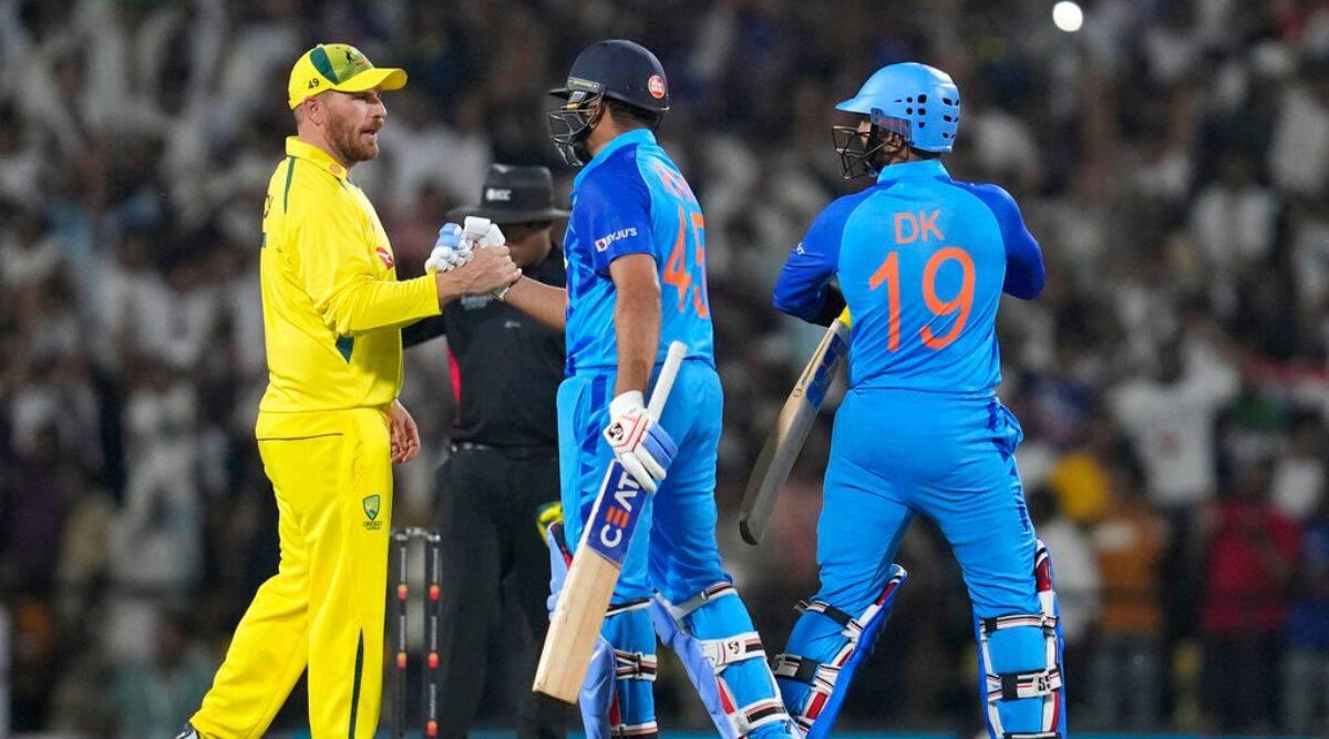 IND Vs AUS Warm-Up Match: मोहम्मद शमी के कमाल से जीता भारत, ऑस्ट्रेलिया को 6 रन से हराया