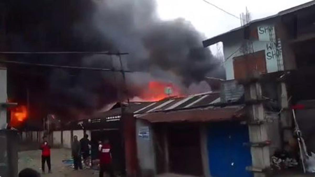 Fire Accident In Itanagar:अरुणाचल प्रदेश की राजधानी ईटानगर में भीषण आग,नाहरलगुन में 700 दुकानें जलकर हुई राख