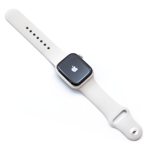बम की तरह फट गई Apple Watch Series 7,कंपनी ने मामला दबाने की कोशिश की
