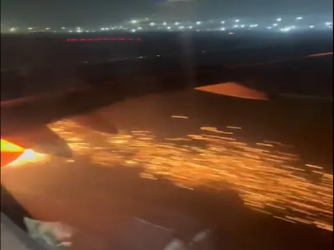 Indigo flight: टेक-ऑफ के दौरान इंजन में आग लगने के बाद बेंगलुरु जाने वाली इंडिगो की फ्लाइट दिल्ली हवाई अड्डे पर उतरी