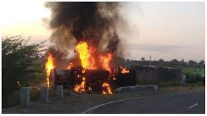 MP News: मध्य प्रदेश के खरगोन में डीजल टैंकर में भीषण ब्लास्ट,आग की चपेट में आने से दो लोगो की मौत ,25 घायल