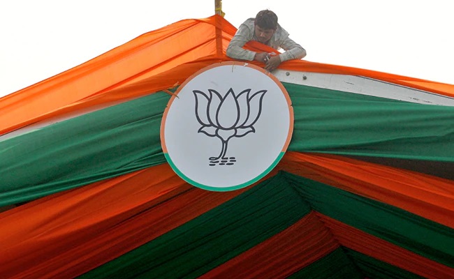 हिमाचल प्रदेश चुनाव: बीजेपी की पहली लिस्ट जारी, सिराज से लड़ेंगे सीएम जयराम ठाकुर