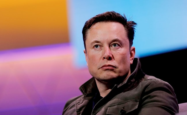 Elon Musk ने ट्विटर की संभाली कमान, पराग अग्रवाल सहित शीर्ष अधिकारियों को निकाला