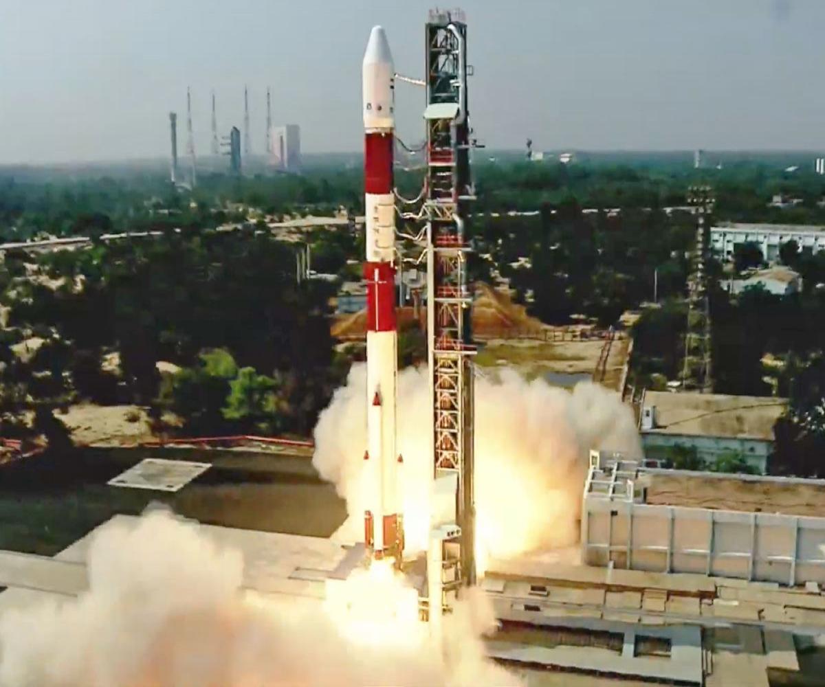 PSLV-C54 लॉन्च की उल्टी गिनती शुरू, कुछ ही घंटे में ISRO के नाम दर्ज होगी एक और उपलब्धि, 8 नैनो सैटेलाइट होंगे लॉन्च