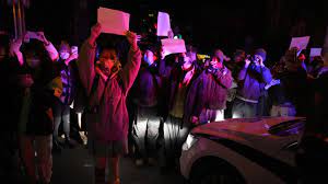 China News: शी जिनपिंग के खिलाफ प्रदर्शनकारियों का बढ़ता दिखा गुस्सा, कोविड-19 पाबंदियों के खिलाफ विरोध प्रदर्शन जारी