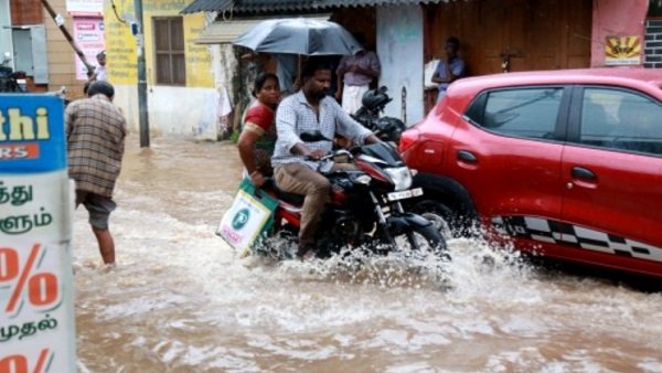 तमिलनाडु में आज भारी बारिश; 26 जिलों में स्कूल-कॉलेज की छुट्टियां घोषित