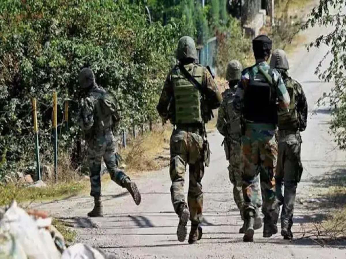 Jammu and kashmir: सिधरा इलाके में आतंकियों और सुरक्षाबलों के बीच मुठभेड़,सेना के जवान दे रहे मुंहतोड़ जवाब