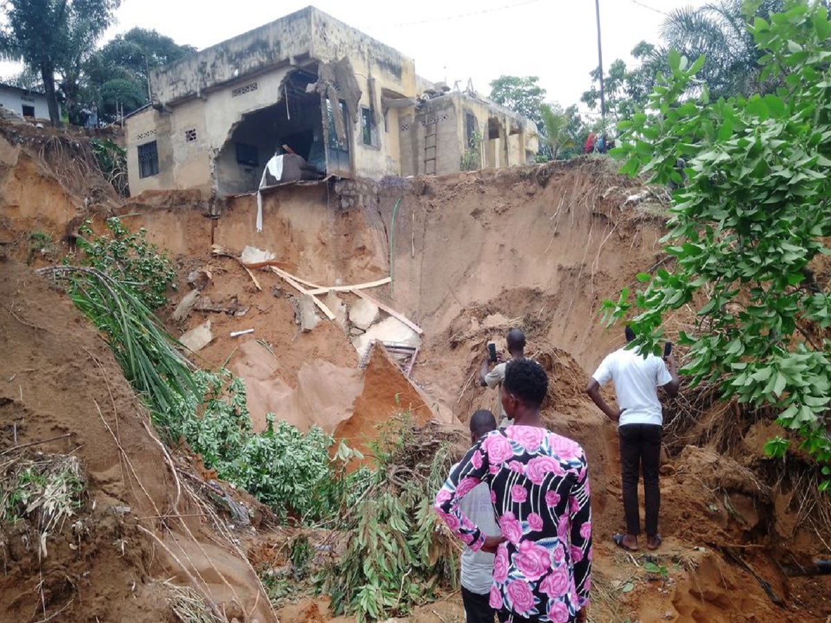 Africa: किंशासा में भारी बारिश और बाढ़ का कहर,भूस्खलन और बाढ़ के कारण 120 की मौत