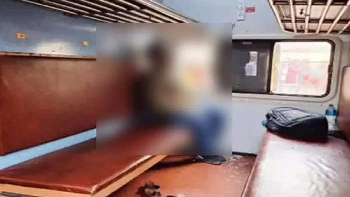 चलती ट्रेन में हुई युवक की मौत, खिड़की का शीशा तोड़कर यात्री की गर्दन में घुसी लोहे की रॉड
