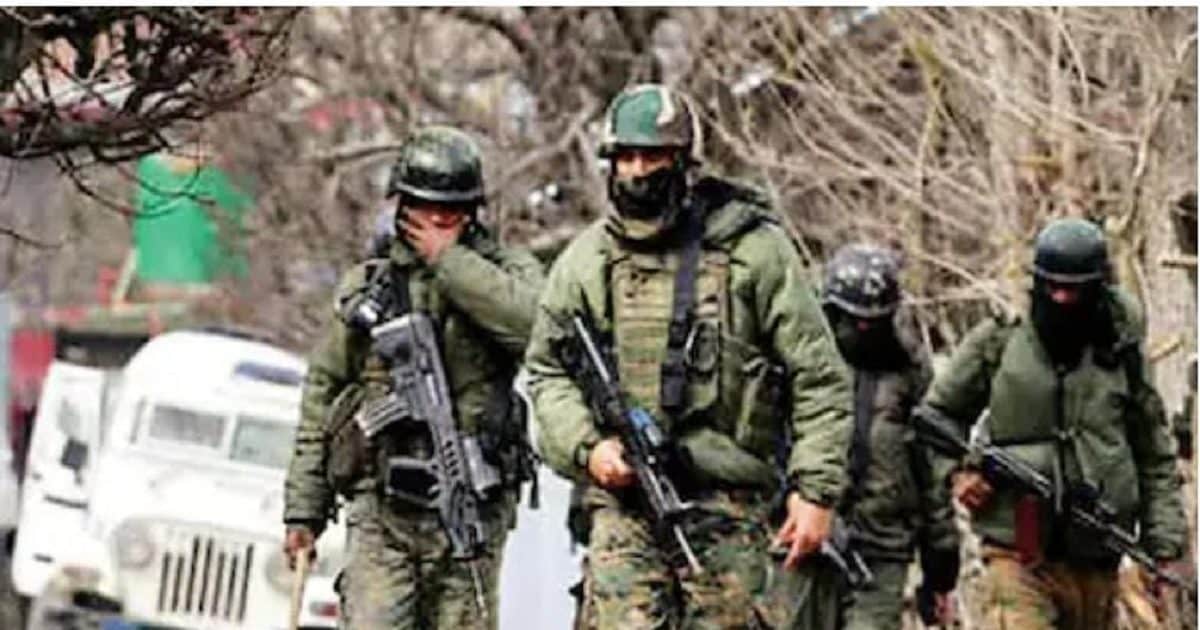 Jammu Kashmir: शोपियां जिले के मुंझ इलाके में सेना और आतंकियों के बीच मुठभेड़, लश्कर के 3 आतंकी ढेर