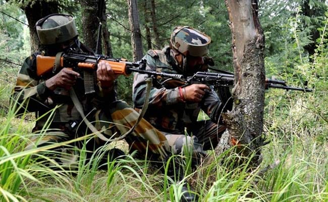 जम्मू-कश्मीर के सिधरा में सुरक्षाबलों को मिली बड़ी कामयाबी, मुठभेड़ में तीन आतंकी ढेर