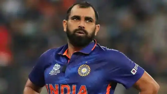IND vs BAN वनडे सीरीज शुरू होने से पहले लगा टीम इंडिया को झटका, चोट के कारण बाहर हुए मोहम्मद शमी