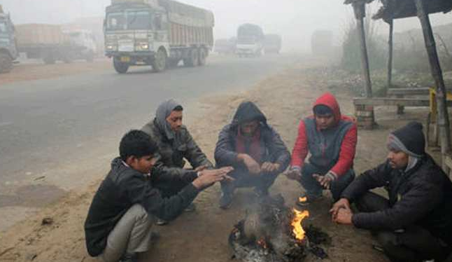 दिल्ली में शुक्रवार रहा सीजन का सबसे ठंडा दिन,अब पड़ने वाली है कड़ाके की ठंड