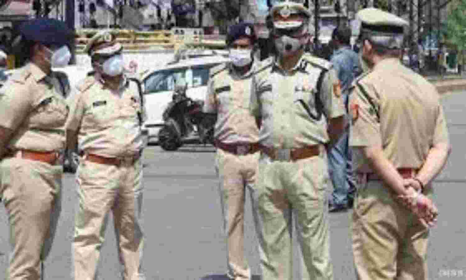 Panjab: दिल्ली पुलिस ने पंजाब में खालिस्‍तानी आतंकी के 2 गैंगस्‍टर को किया गिरफ्तार