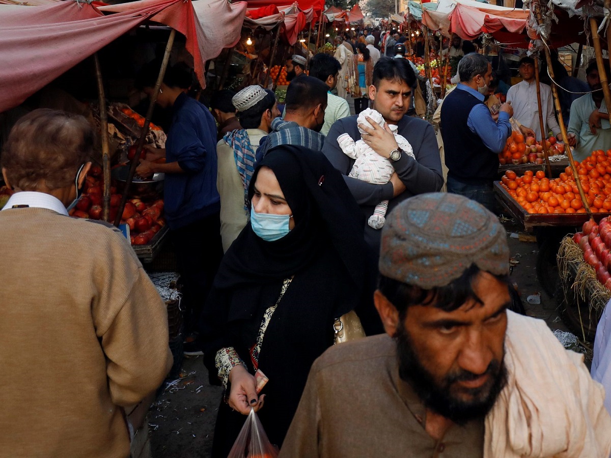 World news:पाकिस्तान में महंगाई ने छुआ आसमान, प्याज 5 गुना महंगा, चिकन की कीमत लगभग दोगुनी हुई