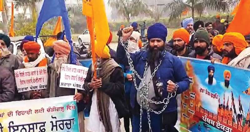 Punjab :चंडीगढ़ में सिख कैदियों की रिहाई को लेकर प्रदर्शनकारियों ने डंडे और तलवारों से किया हमला, 13 पुलिसकर्मी घायल