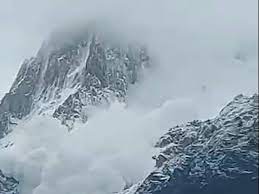 Austria Avalanche: ऑस्ट्रिया में इस हफ्ते के अंत में हिमस्खलन में कम से कम आठ लोगों की मौत