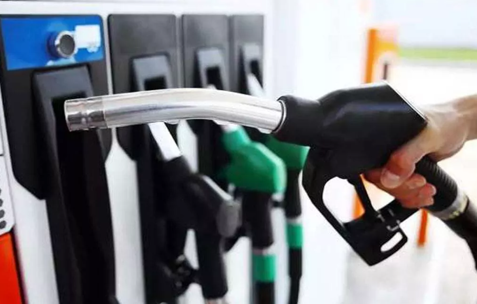 Petrol Diesel Price Today: पेट्रोल-डीजल की नई कीमतें जारी, जानिए कहा हुआ सस्ता?