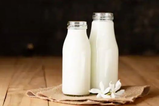 रोज रात को दूध पीने से आप कर सकते हैं वजन कम !
