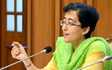 दिल्ली मंत्रिमंडल में फेरबदल: आतिशी को वित्त और राजस्व विभाग का अतिरिक्त प्रभार