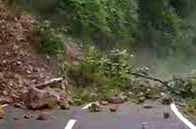 उत्तराखंडः सड़क पर बोल्डर आने से धारचूला-तवाघाट-लिपुलेख मार्ग बंद, प्रदेशभर में बारिश का ऑरेंज अलर्ट  