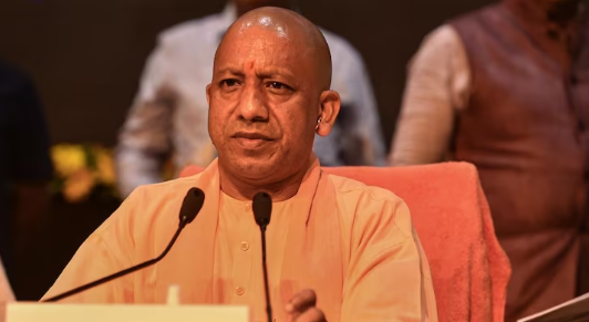 दीपावली से पहले अभियान चलाकर सड़कों को बनाएं गड्ढामुक्त: मुख्यमंत्री