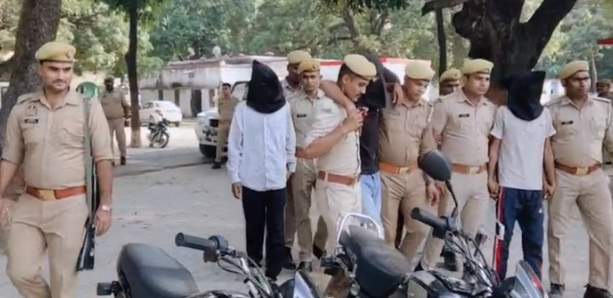 लखीमपुर खीरीः मुठभेड़ में पुलिस ने 5 लुटेरों को किया गिरफ्तार