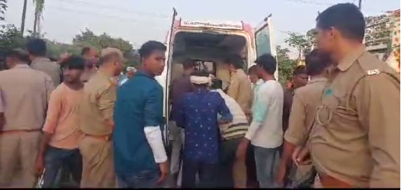 भीषण हादसाः अलीगढ़ में दो वाहनों की भिड़ंत में दो की मौत, दो गंभीर