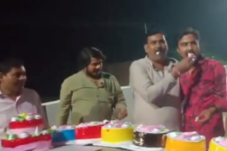 यूपीः फतेहपुर में नेशनल हाइवे पर पुलिस लिखी स्कार्पियो गाड़ी पर केक काट मनाया जन्मदिन, वीडियो वायरल होते ही फंसे मुसीबत में, केस दर्ज