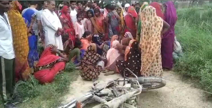 यूपीः फतेहपुर HT लाइन की चपेट में आने से बाइकसवार की मौत, ग्रामीणों ने किया हंगामा