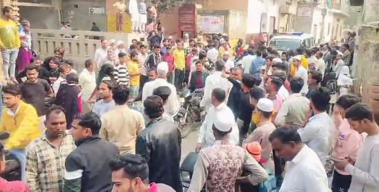 High tension line fell in a dense colony