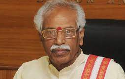 हरियाणाः अंतर्राष्ट्रीय गीता महोत्सव में पहुंचे राज्यपाल, कलाकारों से की बातचीत